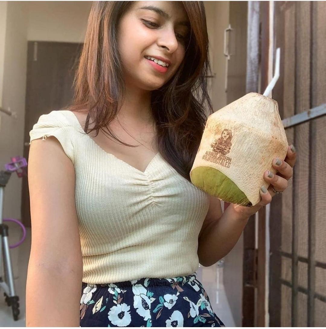 The Health Benefits of Drinking Coconut Water